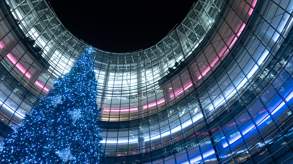 The Christmas Walk 2021: Christmastime In NYC